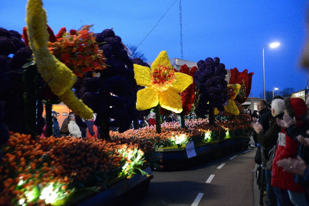 ../Images/Bloemencorso 2015 148.jpg